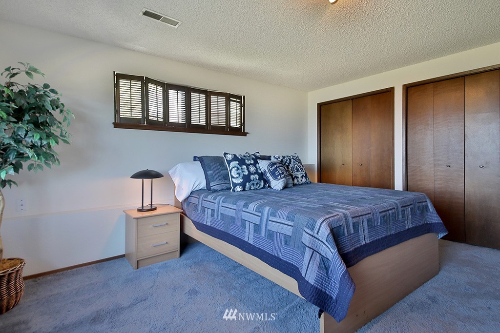 6575 Anderson Road Clinton, WA 98236 - Photo 23 of 40 Gallery Image 23
