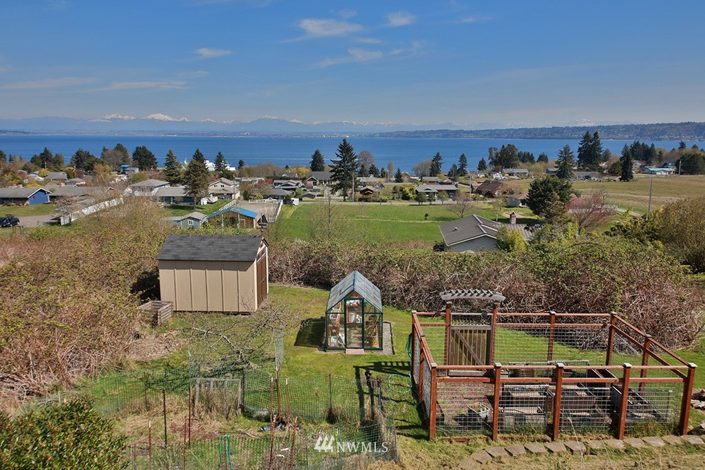 6575 Anderson Road Clinton, WA 98236 - Photo 26 of 40 Gallery Image 26