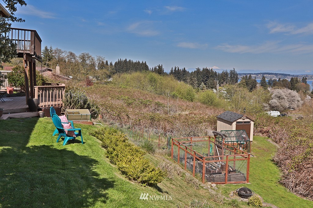 6575 Anderson Road Clinton, WA 98236 - Photo 34 of 40 Gallery Image 34