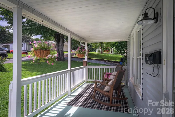 $265,000 | 31 Tremont Street, Marion, NC 28752