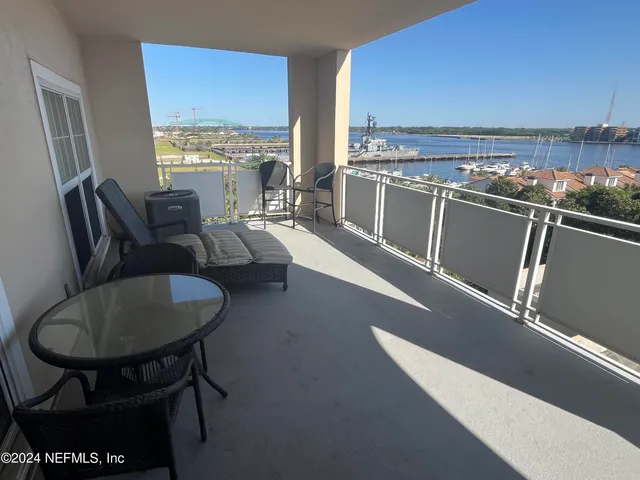 $2,550 | 400 East Bay Street, Unit 410, Jacksonville, FL 32202