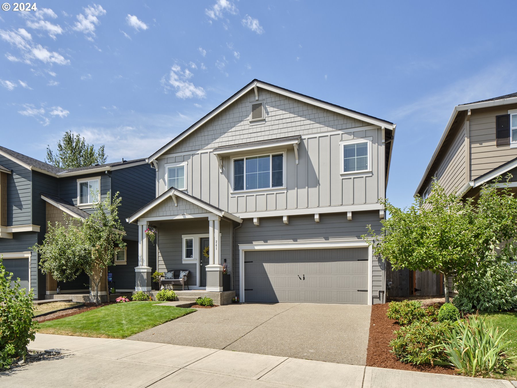 241 North 34th Court Ridgefield, WA 98642 - Photo 3 of 37
