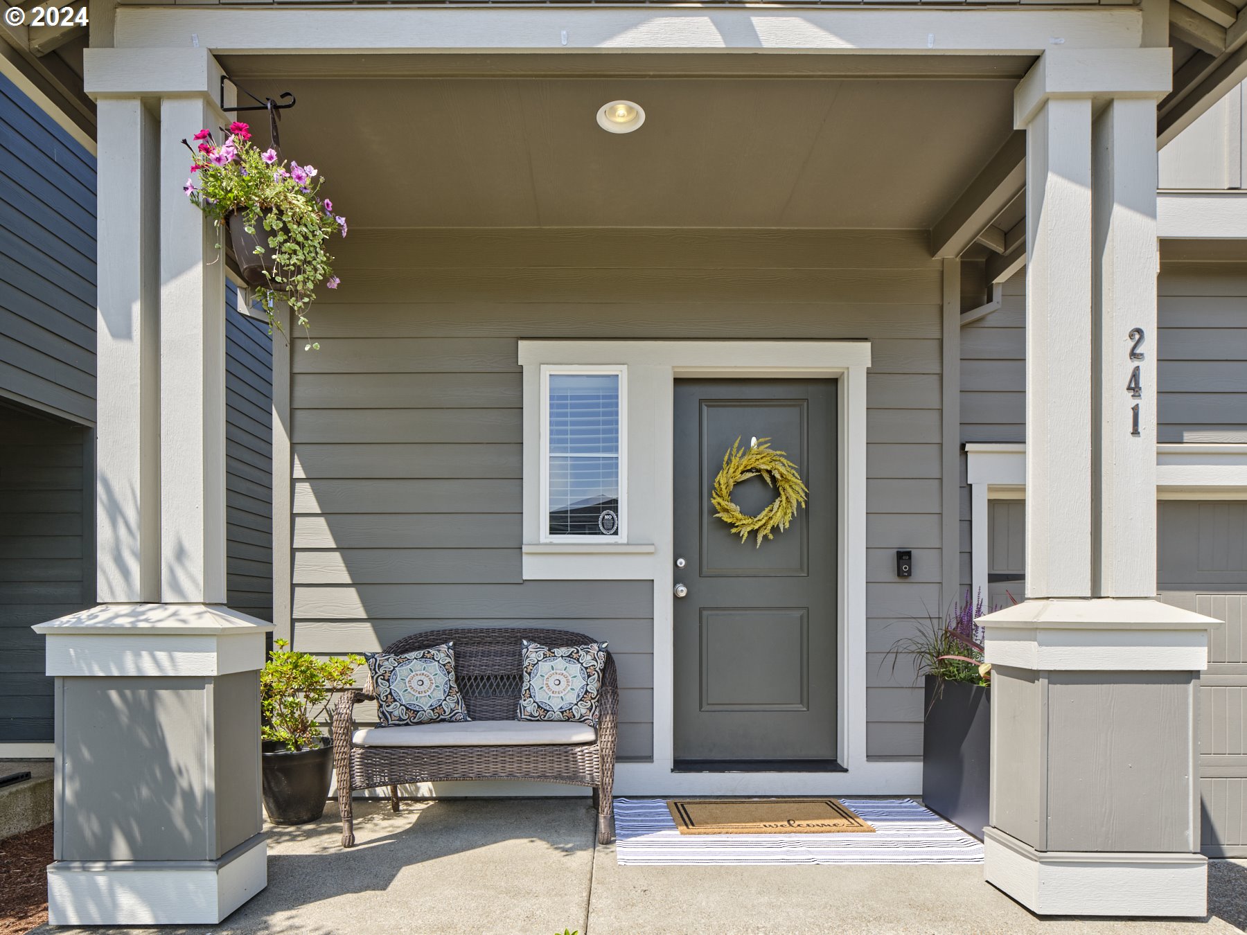 241 North 34th Court Ridgefield, WA 98642 - Photo 4 of 37