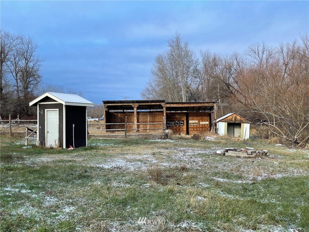 2233 Thorp Cemetery Road Thorp, WA 98946 - Photo 16 of 34 Gallery Image 16