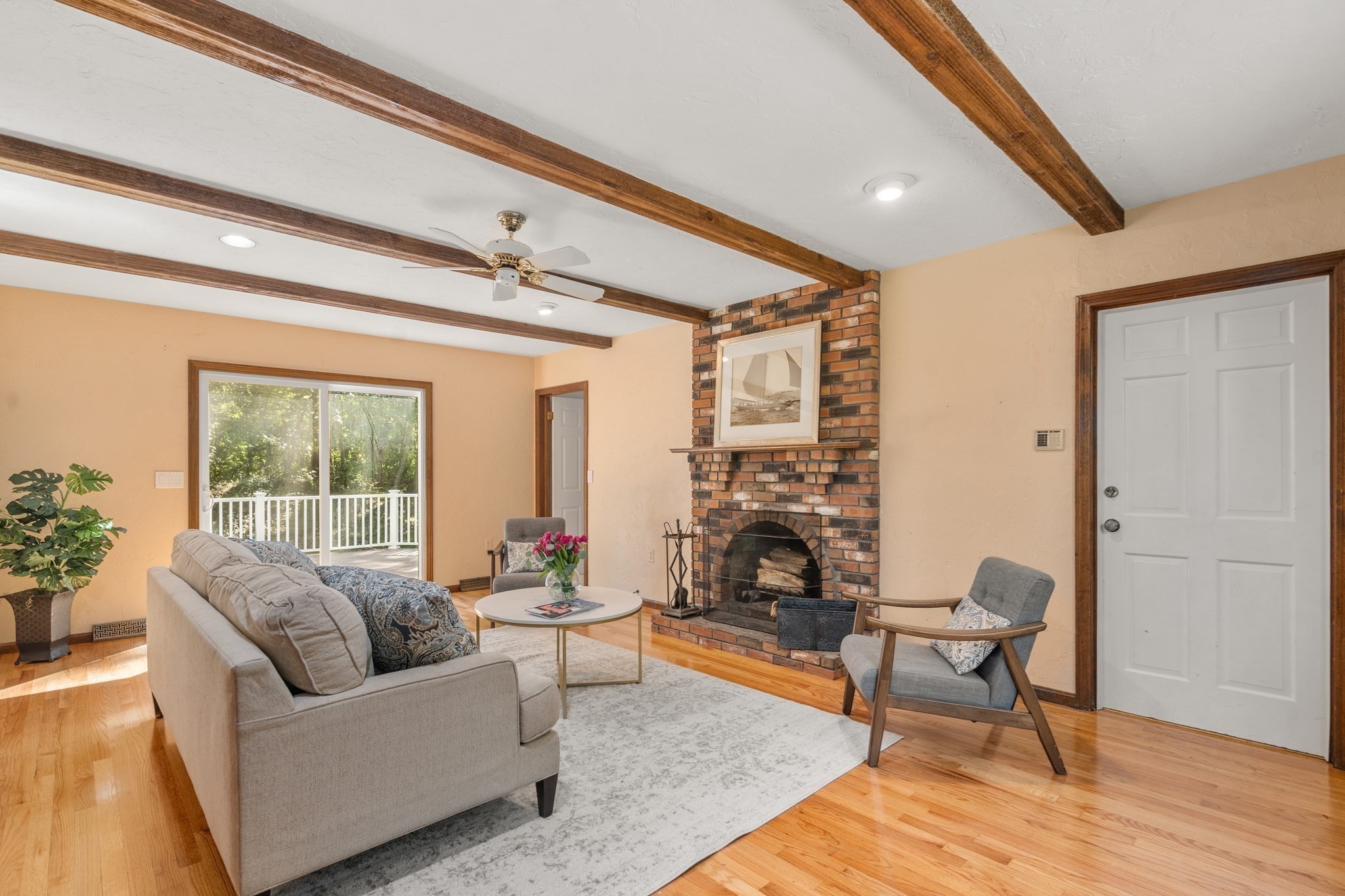 942 Salem End Road Framingham, MA 01702 - Photo 10 of 30 Gallery Image 10