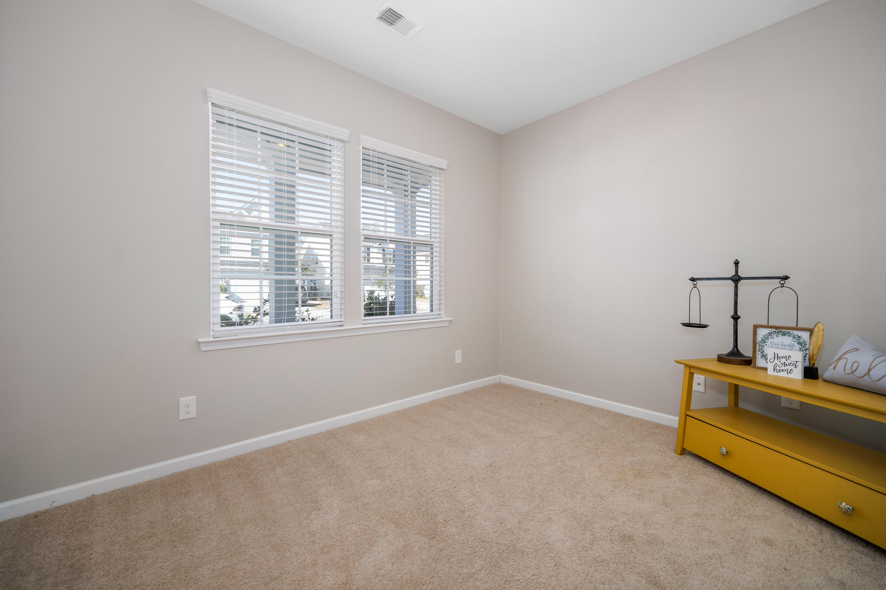 327 Beautyberry Road Summerville, SC 29486 - Photo 5 of 56 Flex Space