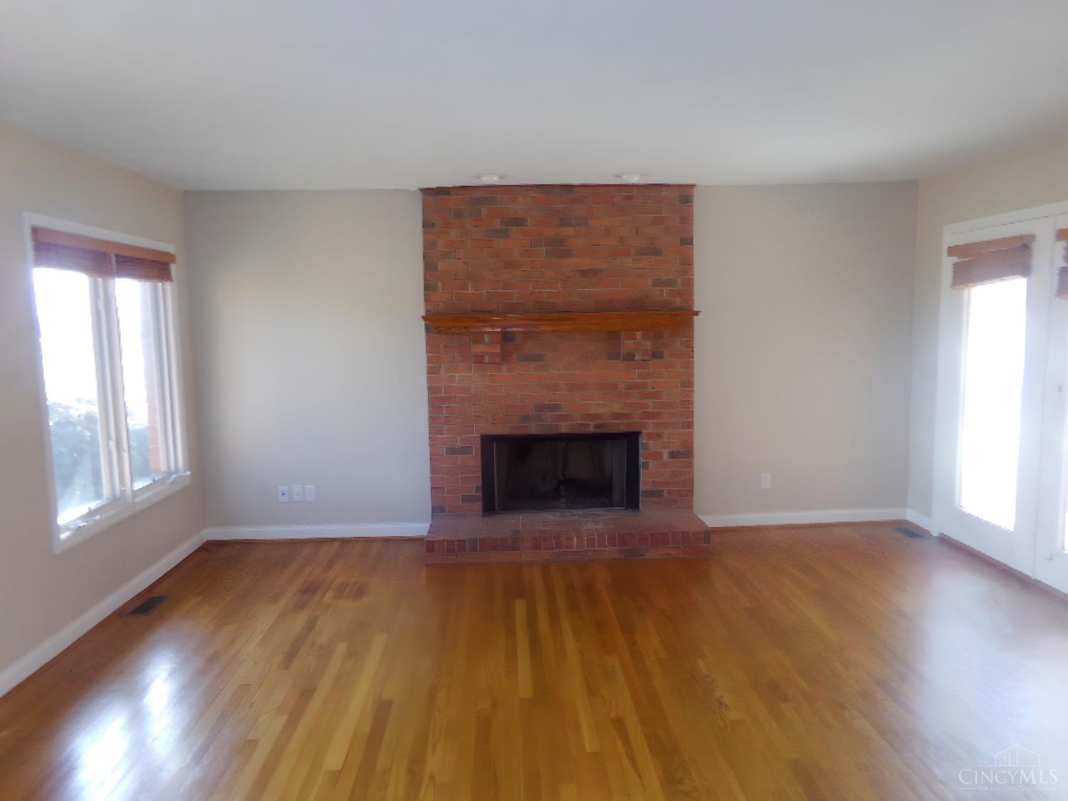 4537 Rosedale Road Middletown, OH 45042 - Photo 4 of 14 Gallery Image 4