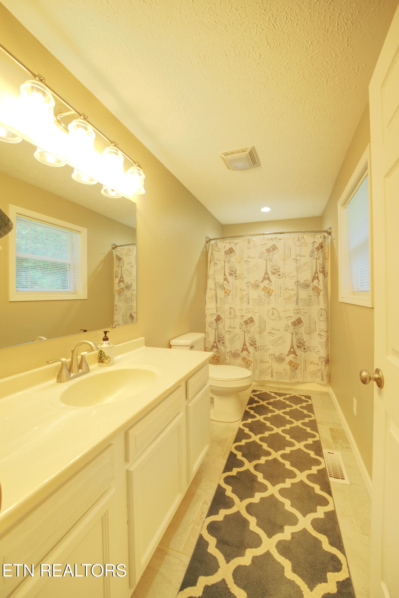209 Summit Drive Speedwell, TN 37870 - Photo 12 of 36 19 - 209 Summit Dr