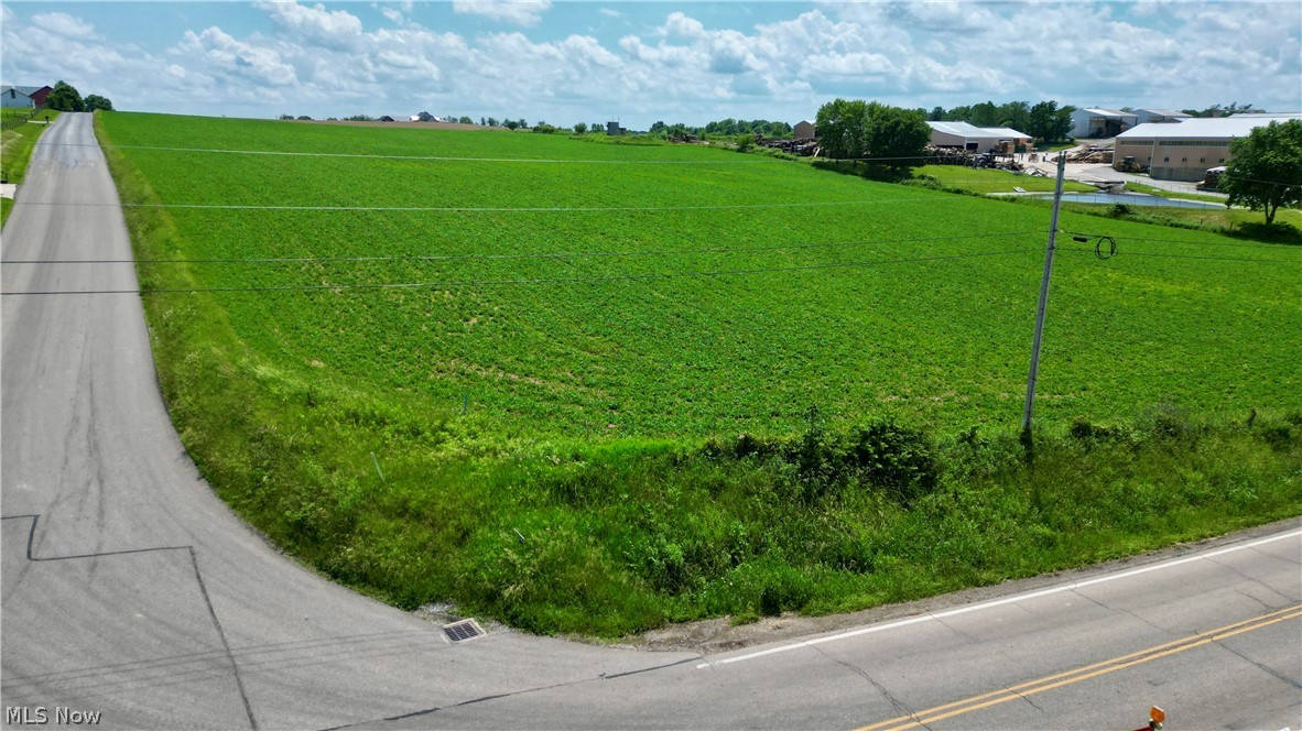 Peabody Kent Road Dundee, OH 44624 - Photo 18 of 26