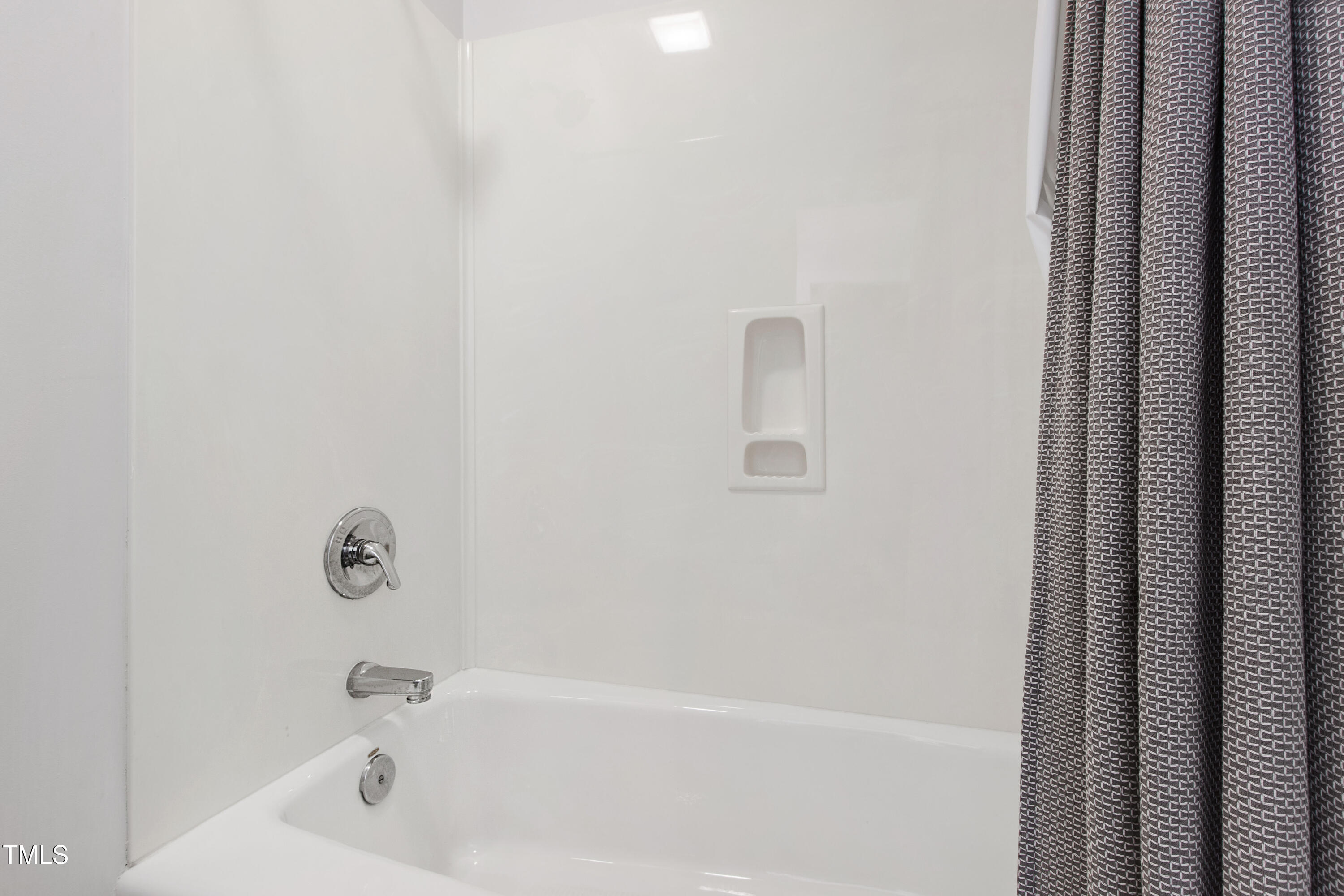 2301 Upper Oaks Way Raleigh, NC 27615 - Photo 42 of 55 a bathroom with a bathtub