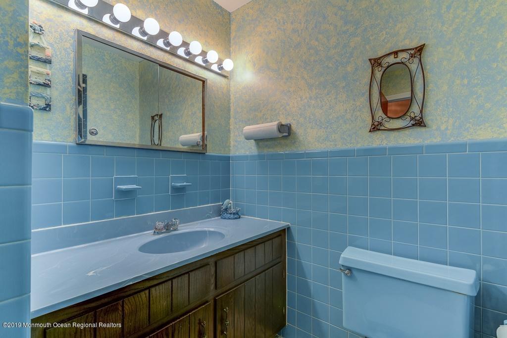 2293 Lanes Mill Road Brick, NJ 08724 - Photo 11 of 17 Full bath 2