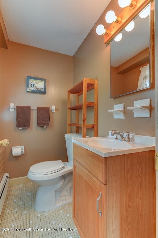 2293 Lanes Mill Road Brick, NJ 08724 - Photo 15 of 17 Downstairs Bath