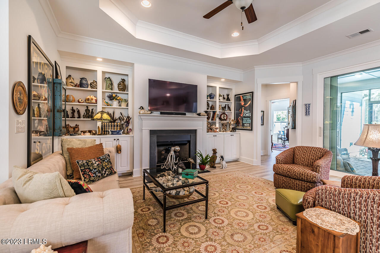 319 Westbrook Road St. Helena Island, SC 29920 - Photo 8 of 50 11 Great room
