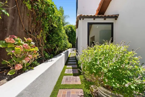 $3,890,000 | 2451 Malibu Way, Del Mar, CA 92014