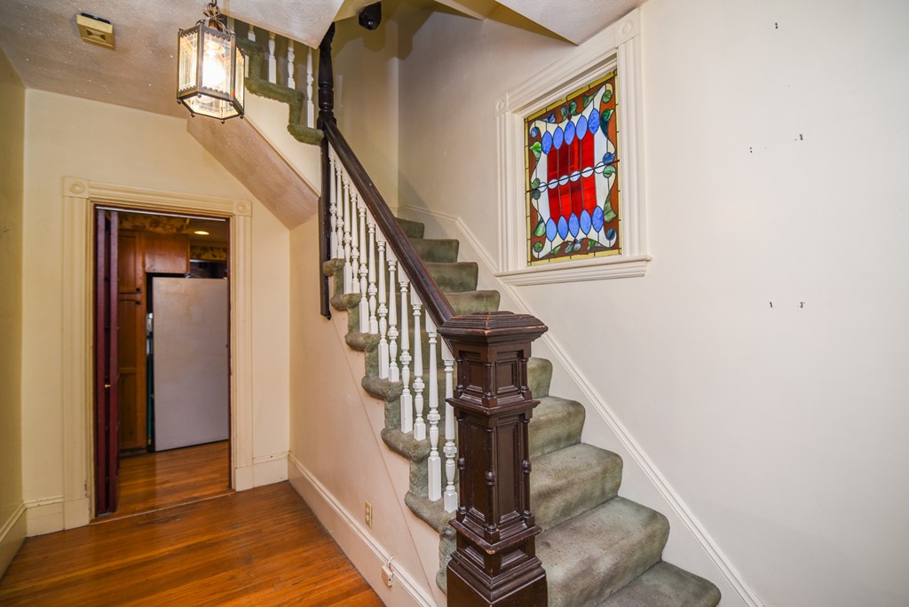 121 Court Road Winthrop, MA 02152 - Photo 2 of 24 Gallery Image 2