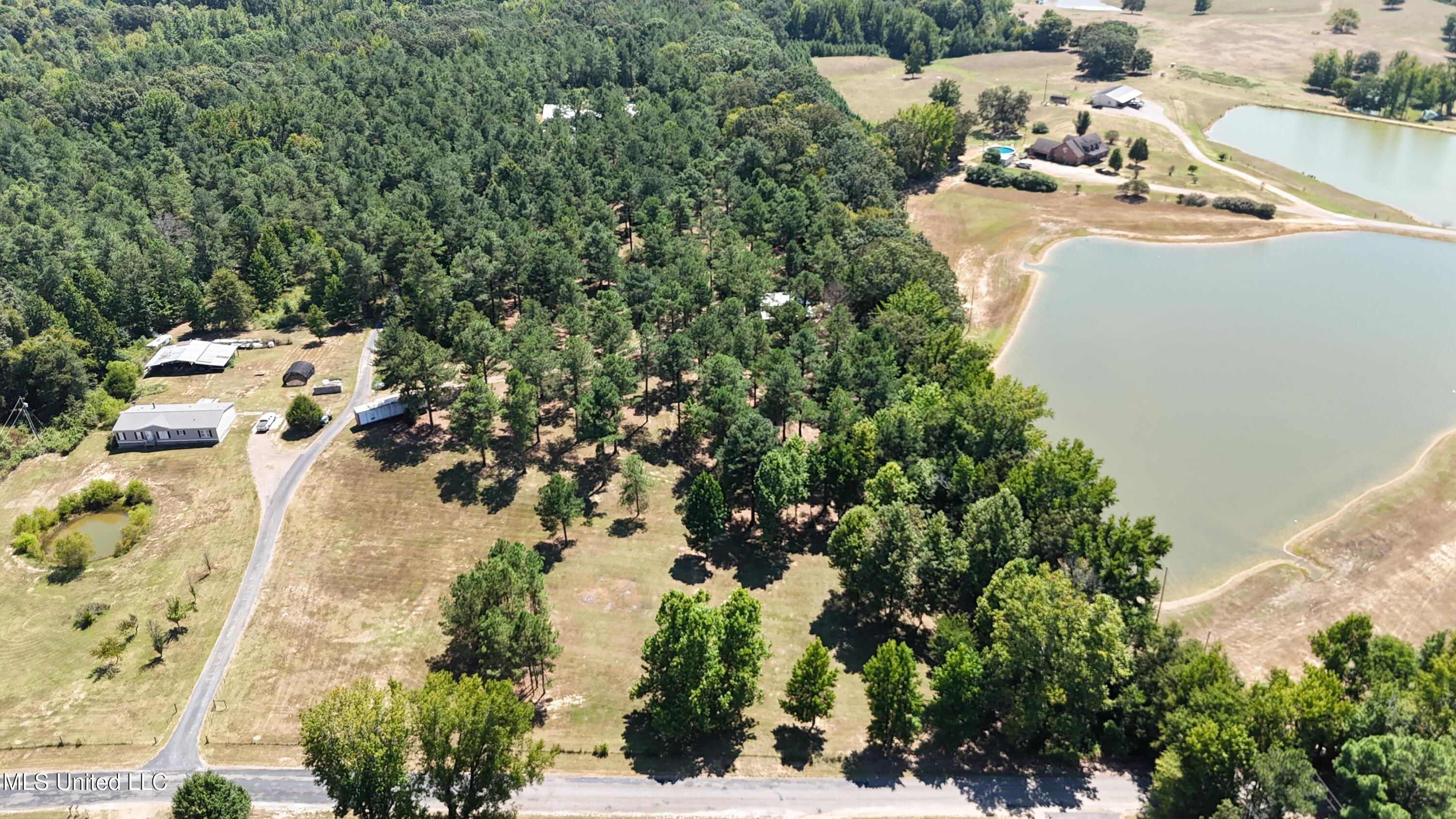 Bett Road Coldwater, MS 38618 - Photo 8 of 21 DJI_20240822140424_0669_D