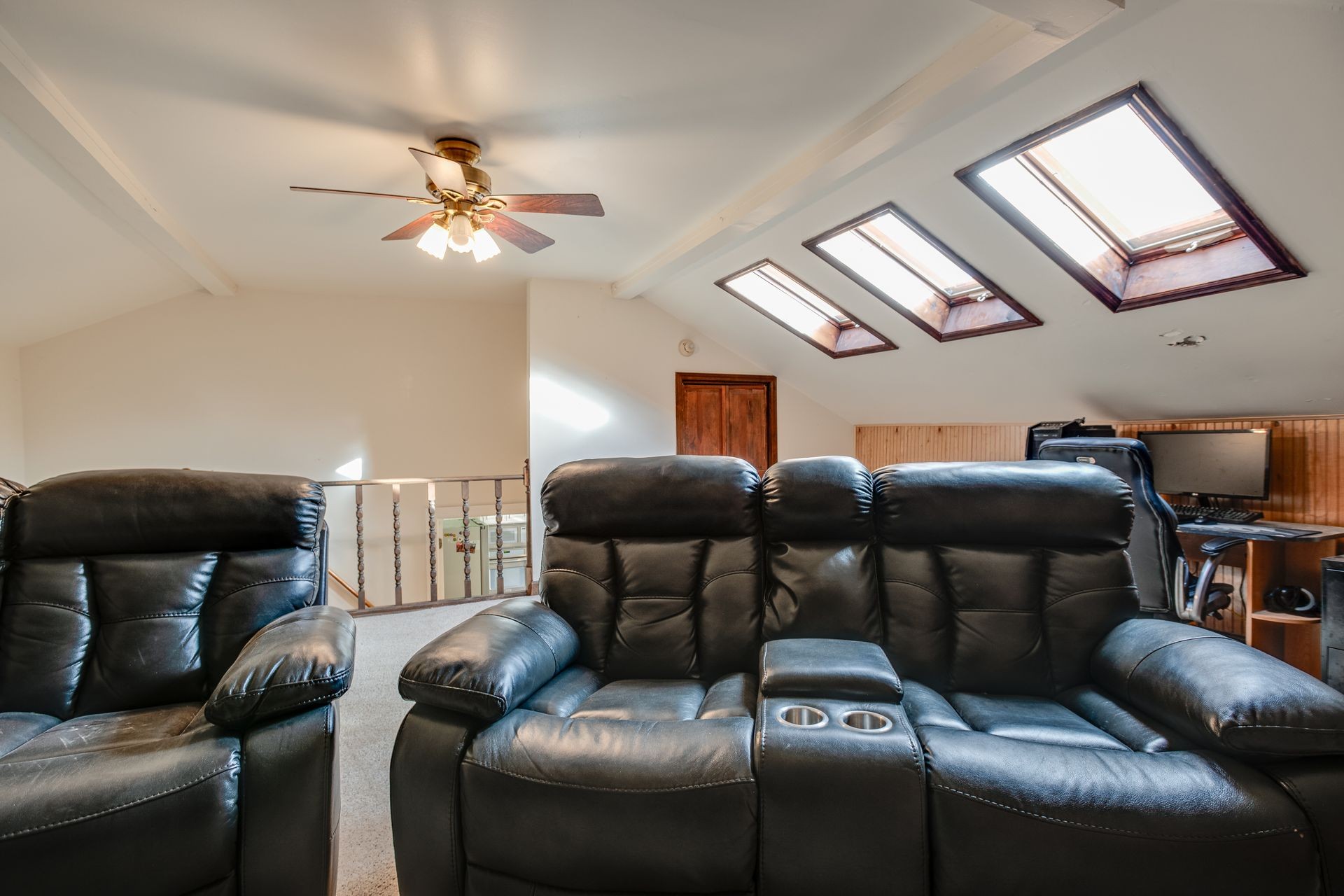 101 Pinehurst Drive Franklin, TN 37069 - Photo 26 of 41 a living room with furniture and a flat screen tv