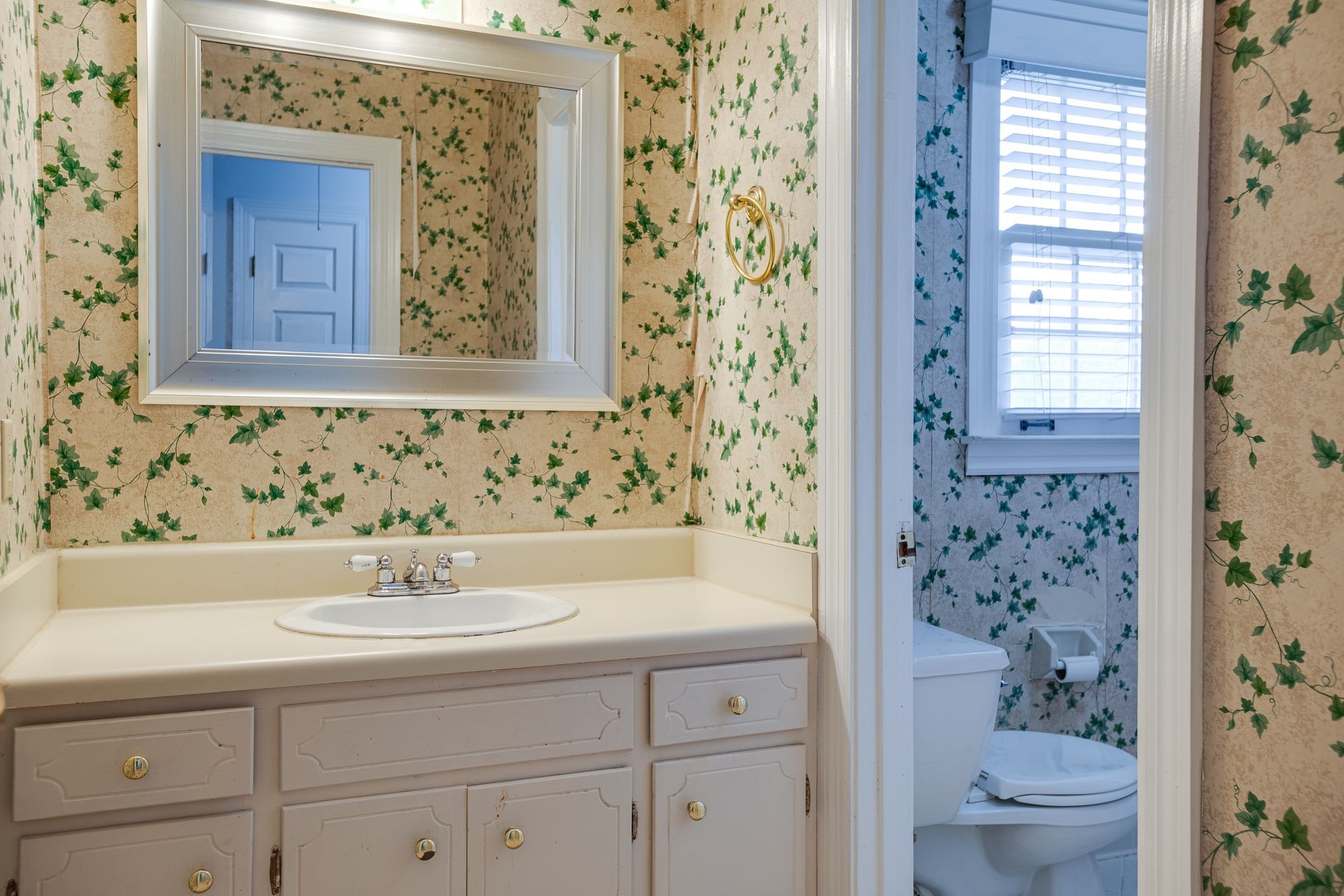 101 Pinehurst Drive Franklin, TN 37069 - Photo 29 of 41 a bathroom with a sink a toilet and shower curtain