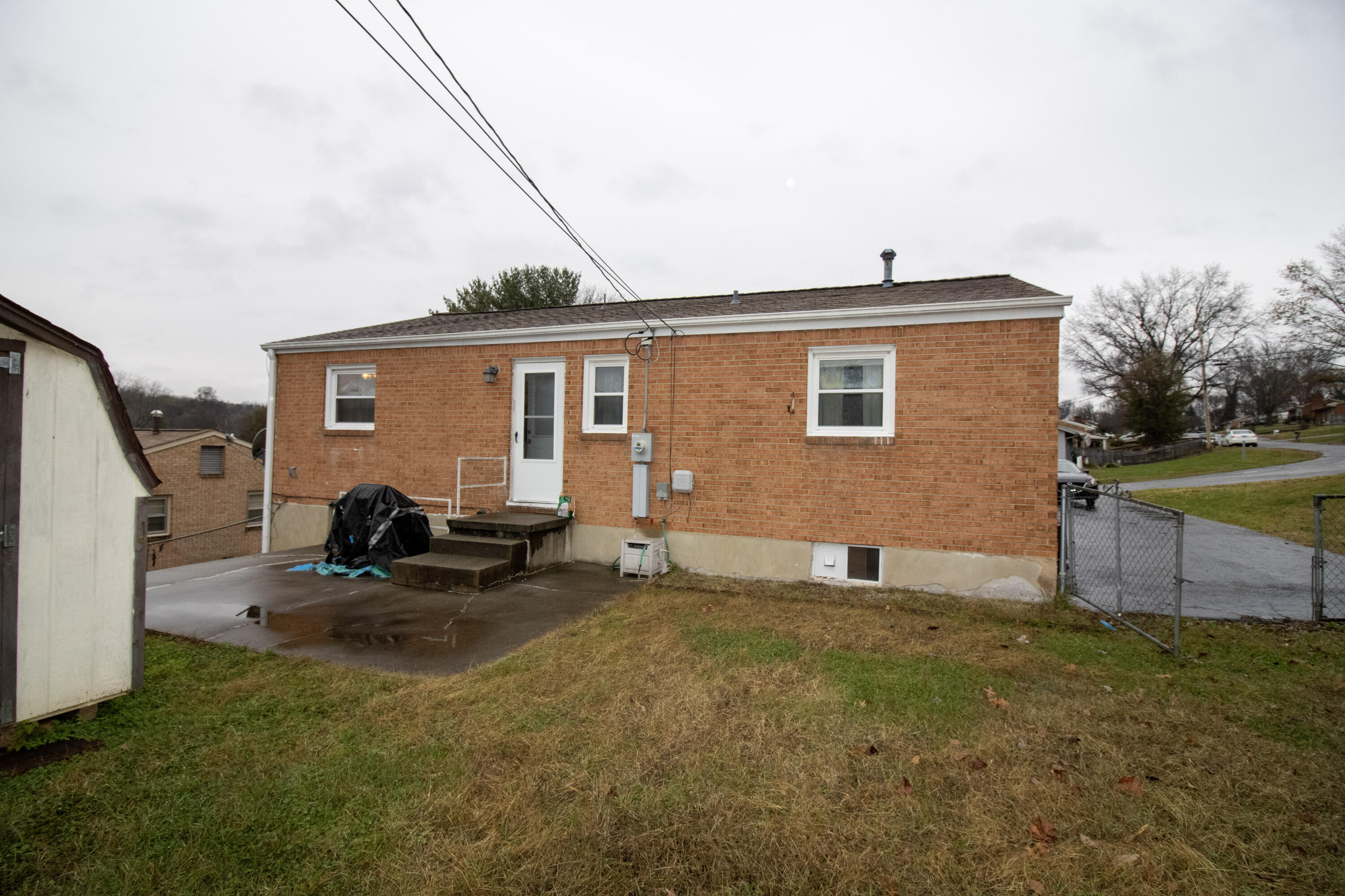 151 Return Road Roanoke, VA 24019 - Photo 3 of 3 12-IMG_2164