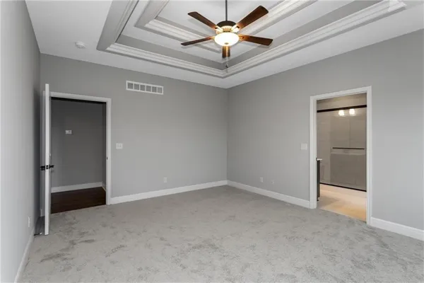 $547,080 | 11018 North Bristol Avenue, Kansas City, MO 64156