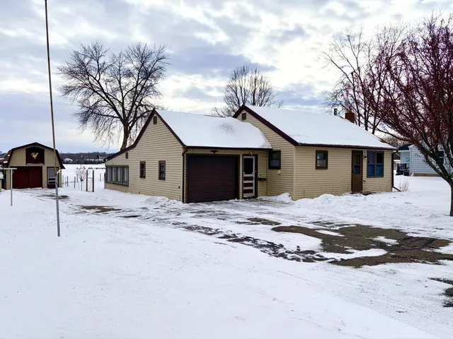 $175,000 | 318 South Street, Paynesville, MN 56362