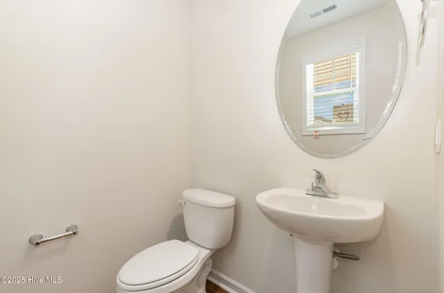 $319,995 | 17 West Emily Gardens Drive, Selma, NC 27576