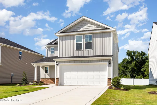 $319,995 | 17 West Emily Gardens Drive, Selma, NC 27576