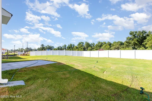 $319,995 | 17 West Emily Gardens Drive, Selma, NC 27576