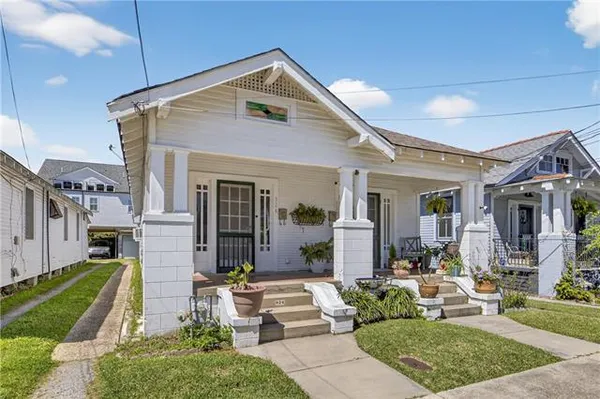 $1,250 | 326 Aris Avenue, Metairie, LA 70005