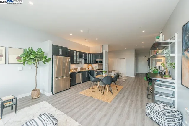 $2,495 | 1001 46th Street, Unit 220, Emeryville, CA 94608