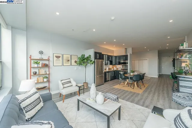 $2,495 | 1001 46th Street, Unit 220, Emeryville, CA 94608