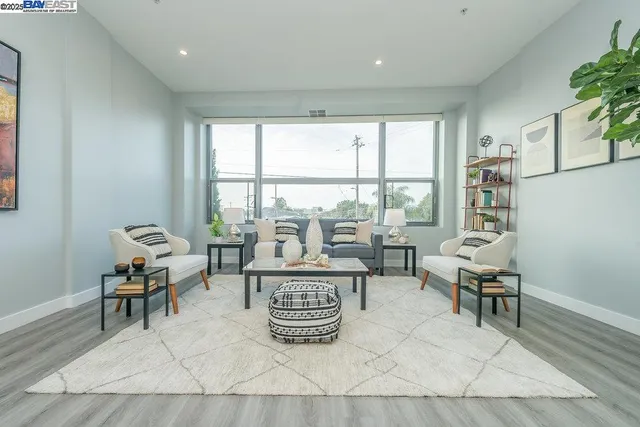 $2,495 | 1001 46th Street, Unit 220, Emeryville, CA 94608