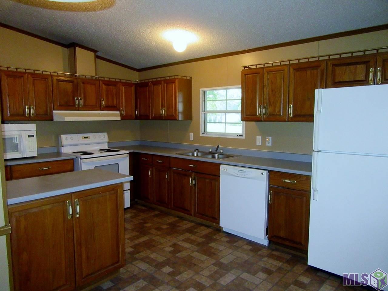 11820 Brown Road Denham Springs, LA 70726 - Photo 3 of 16