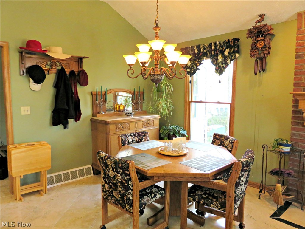 18629 Benbow Road Strongsville, OH 44136 - Photo 15 of 34 Gallery Image 15