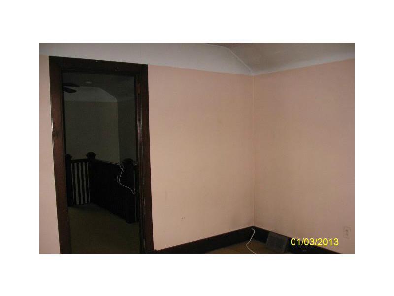 1034 S Road Pittsburgh, PA 15209 - Photo 12 of 16 Bedroom.
