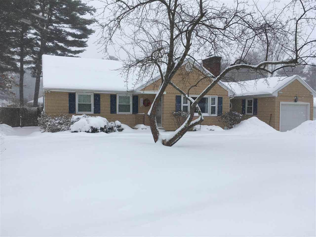 10 Plummer Road Bedford, NH 03110 - Photo 13 of 20