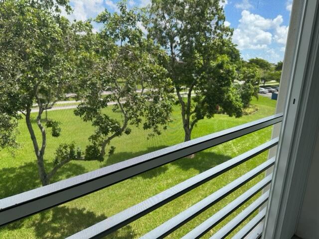 336 Preston H Boca Raton, FL 33434 - Photo 11 of 12 Patio View