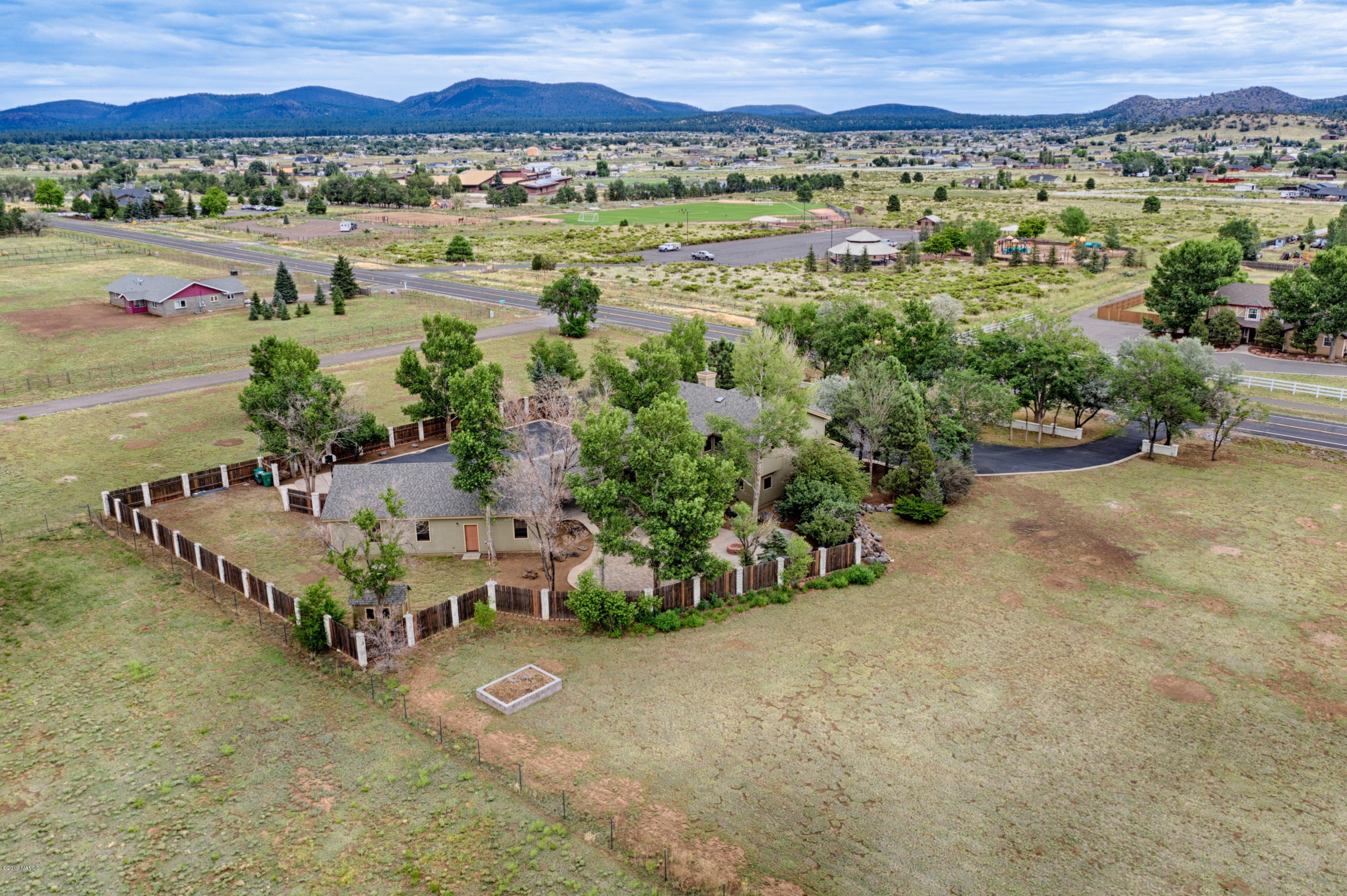 8698 Koch Field Road Flagstaff, AZ 86004 - Photo 10 of 32 Koch_Field-SWG_Media-32