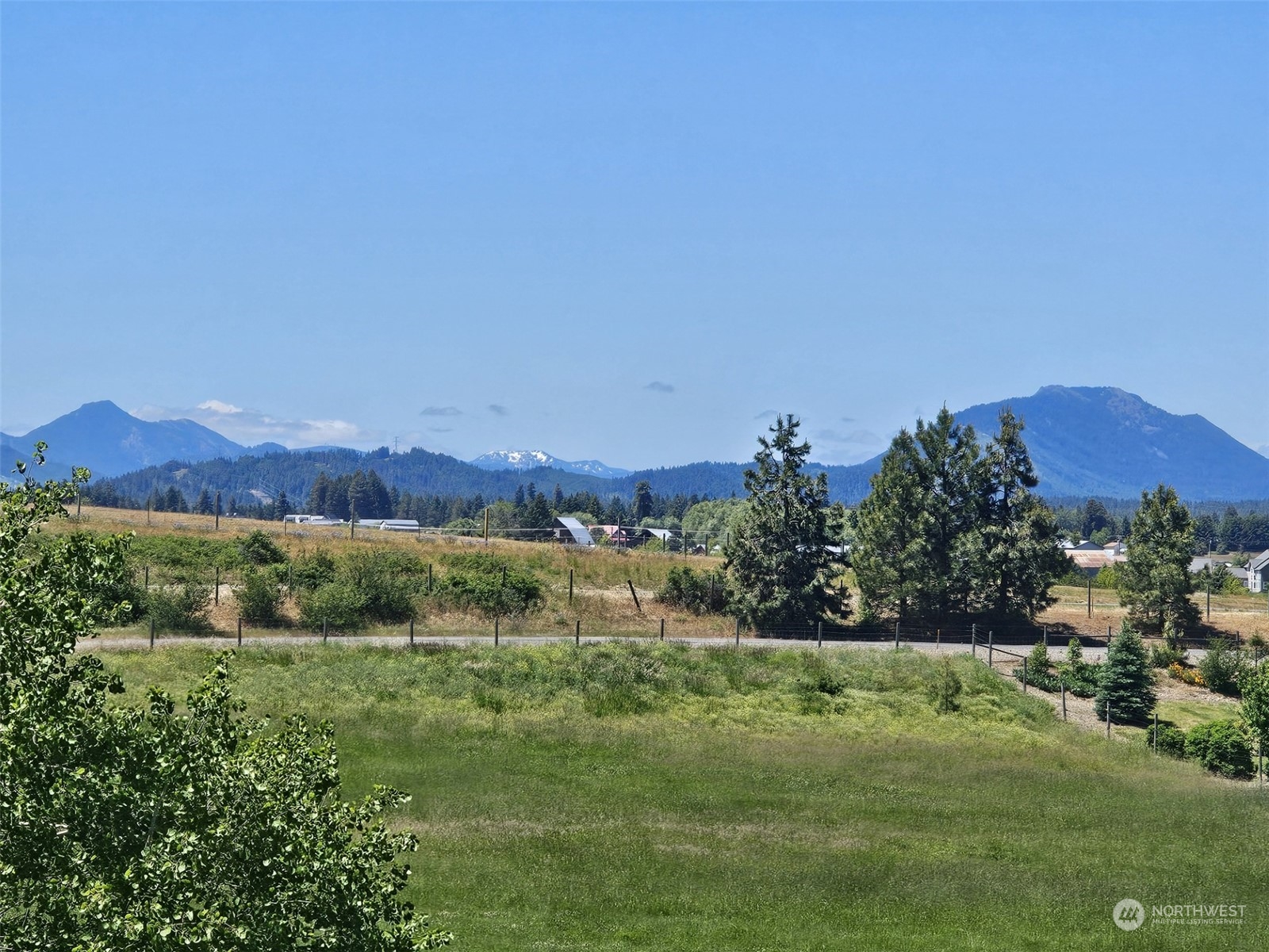 2 Iron Mountain Road Cle Elum, WA 98922 - Photo 2 of 18 Gallery Image 2