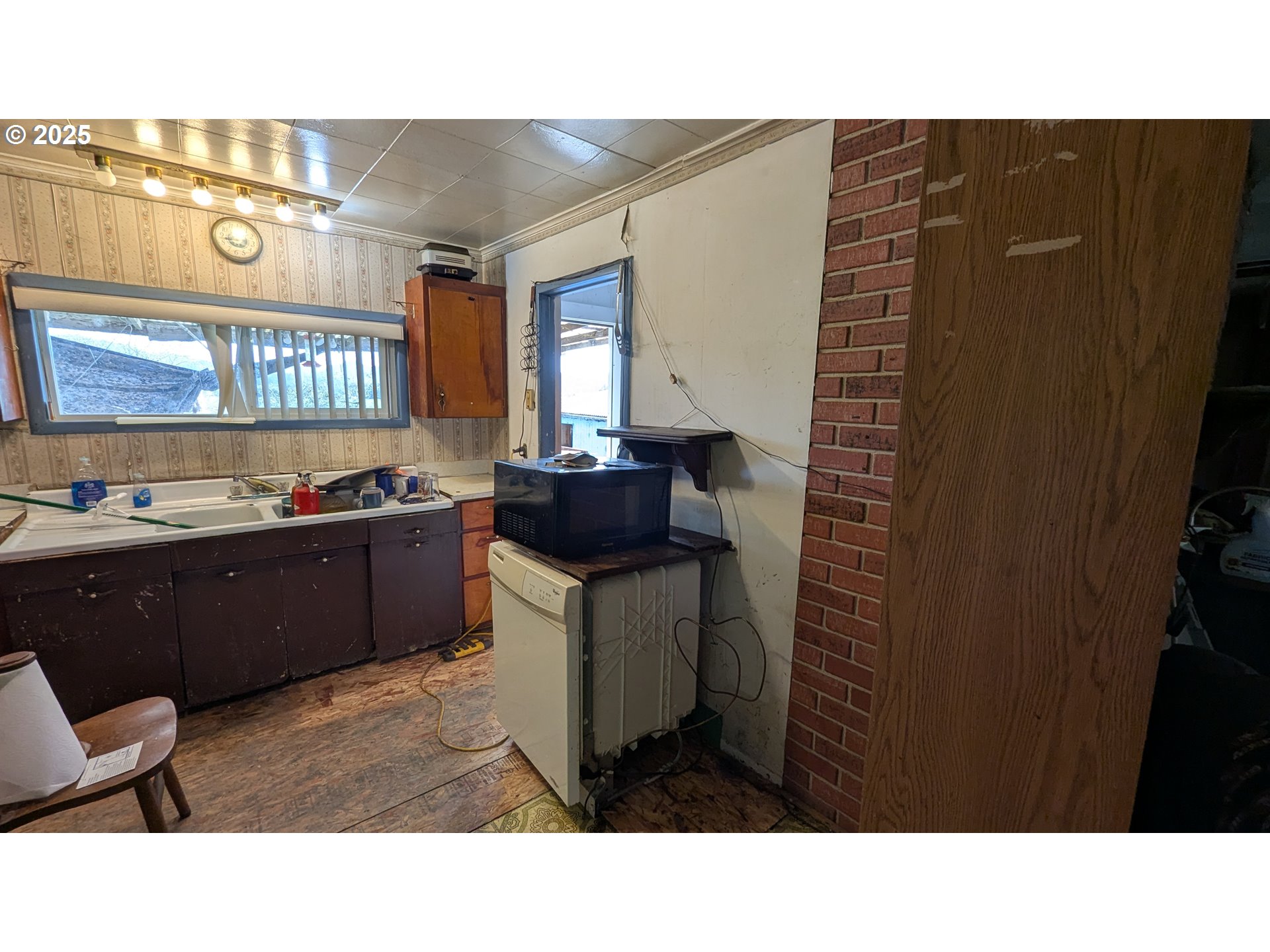 52991 Stringtown Road Myrtle Point, OR 97458 - Photo 19 of 21