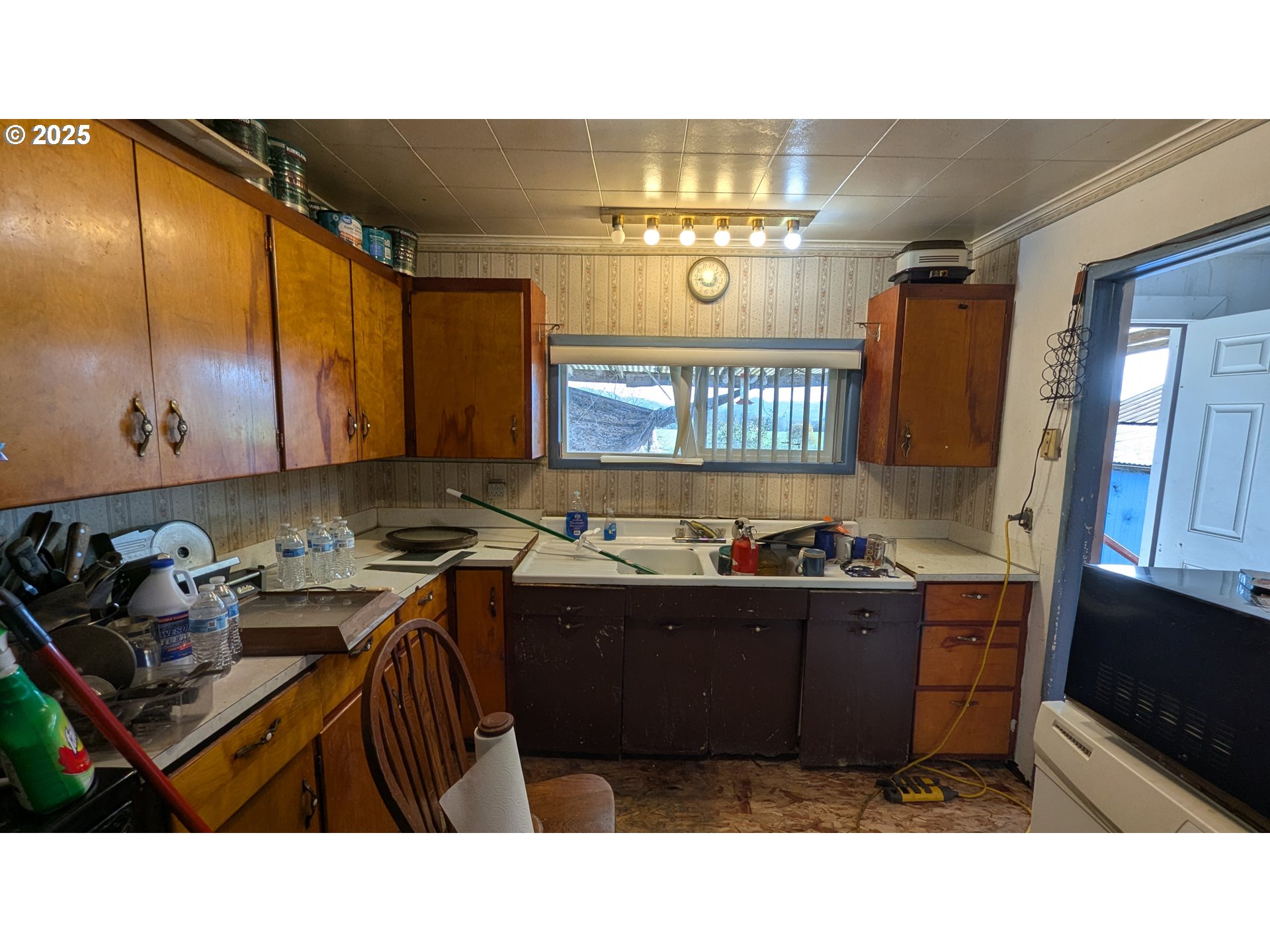 52991 Stringtown Road Myrtle Point, OR 97458 - Photo 10 of 21