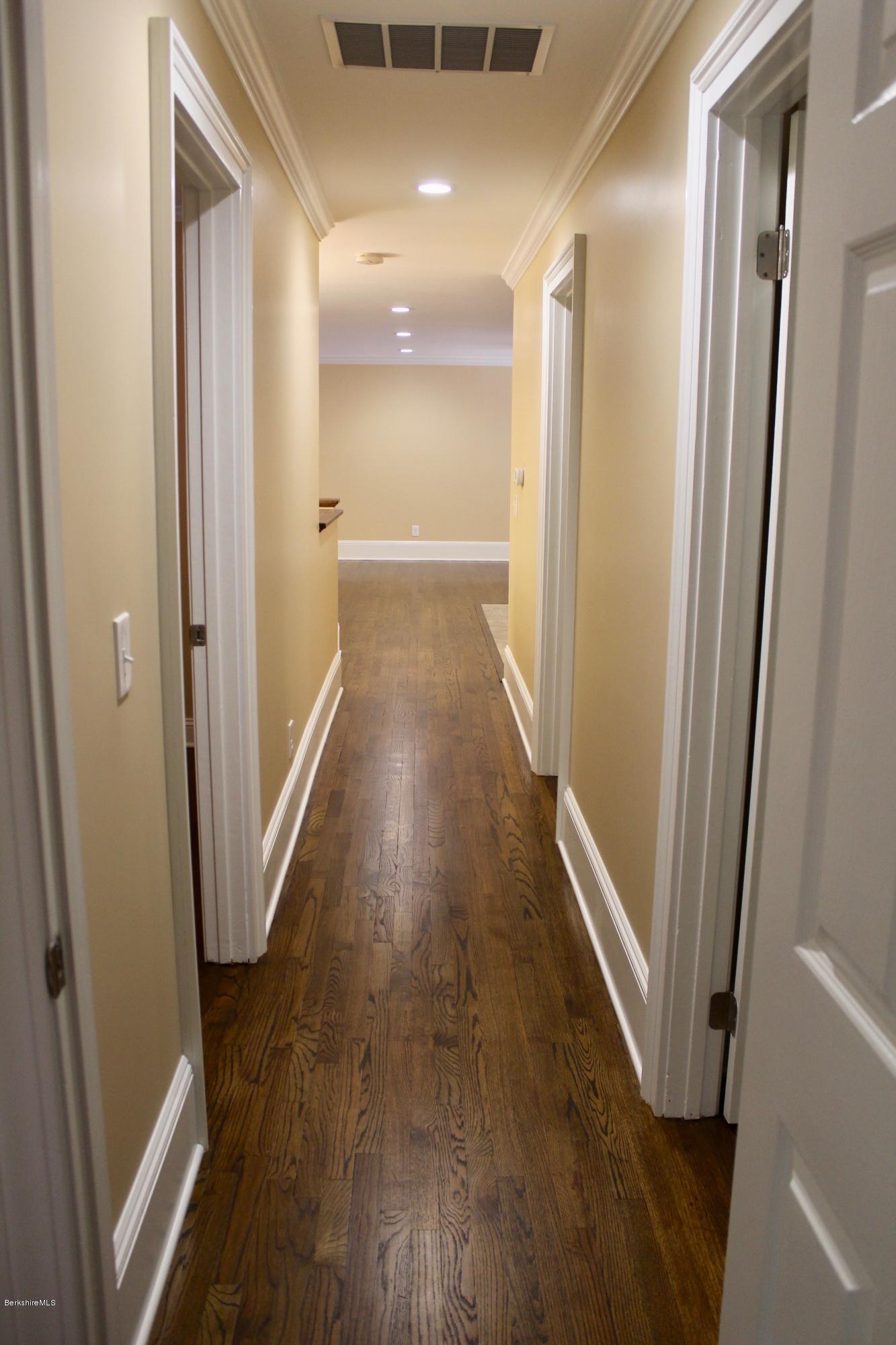 284 Barker Road Pittsfield, MA 01201 - Photo 24 of 42 IMG_4771