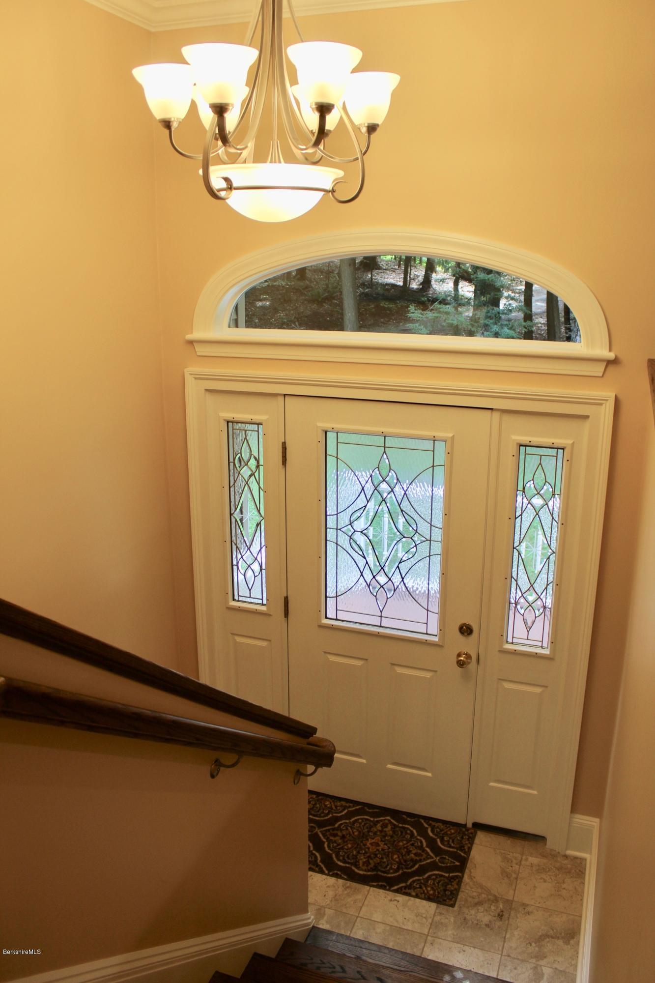 284 Barker Road Pittsfield, MA 01201 - Photo 25 of 42 IMG_4746