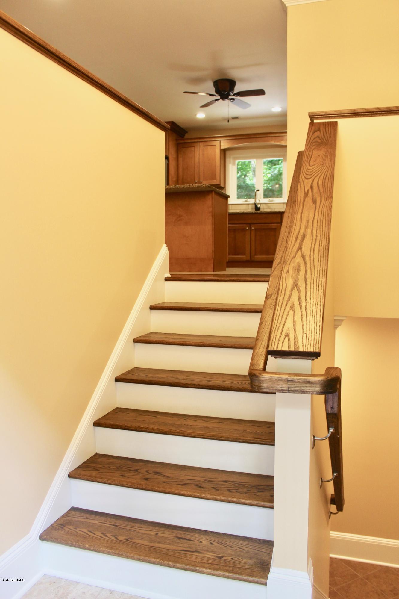 284 Barker Road Pittsfield, MA 01201 - Photo 27 of 42 IMG_4775