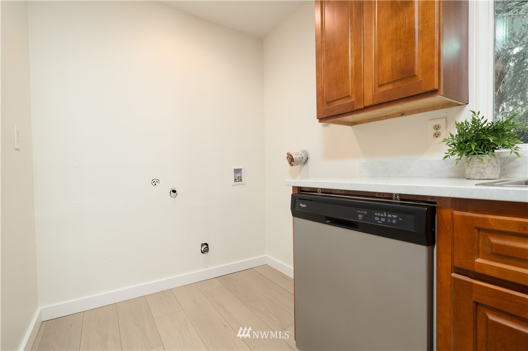 3410 198th Place Southeast Bothell, WA 98012 - Photo 19 of 27 Gallery Image 19