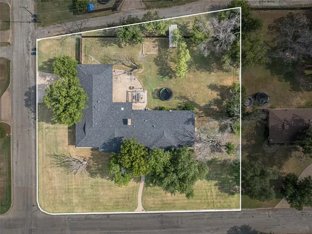 a view of a bathroom