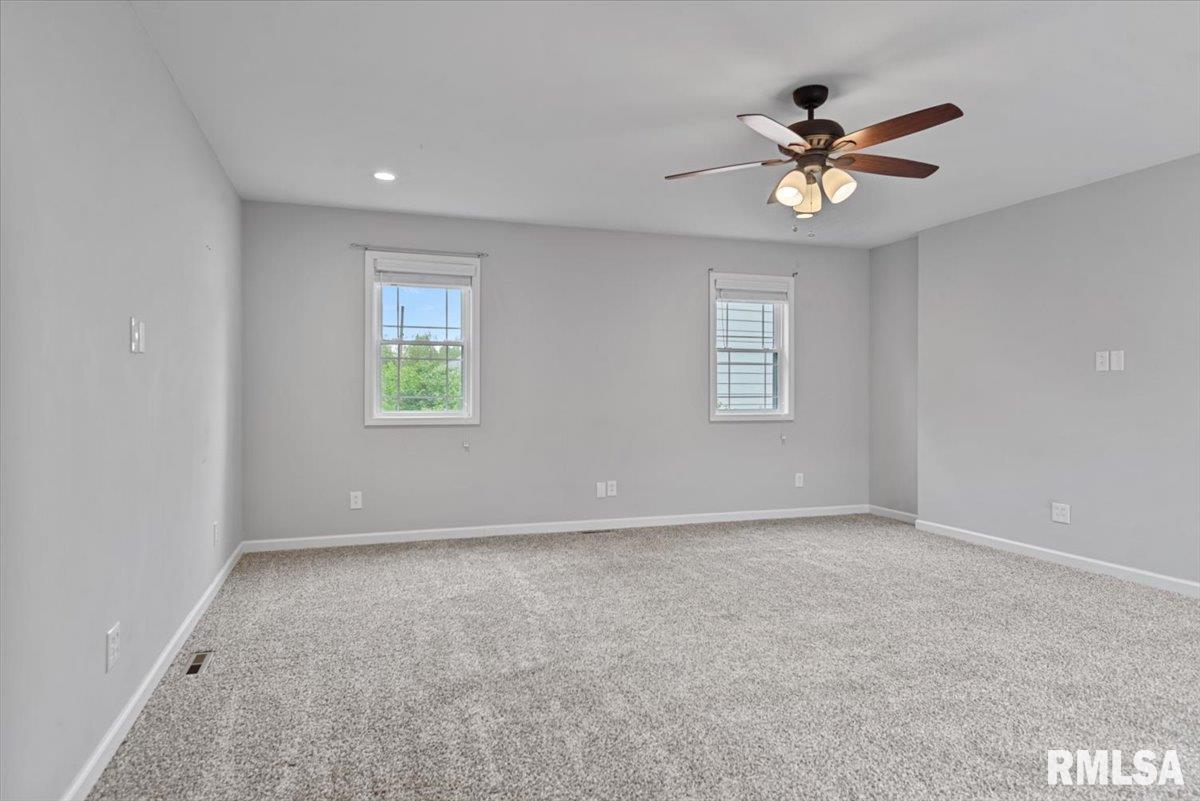 5 Sunset Drive Jacksonville, IL 62650 - Photo 18 of 44