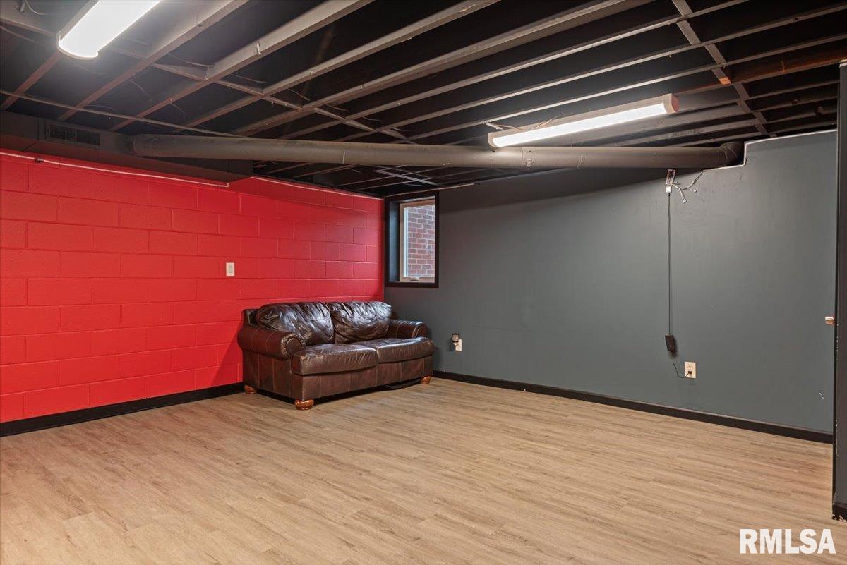 5 Sunset Drive Jacksonville, IL 62650 - Photo 35 of 44