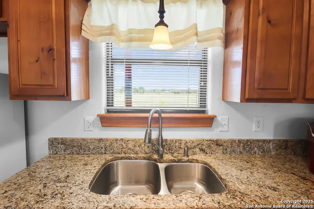 $480,000 | 867 Rivertree Road, Rio Frio, TX 78879