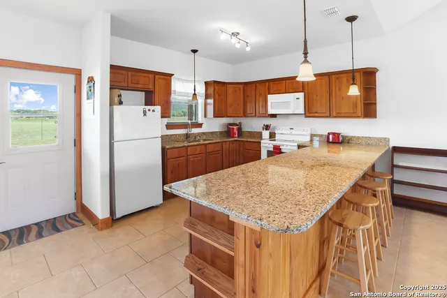 $480,000 | 867 Rivertree Road, Rio Frio, TX 78879